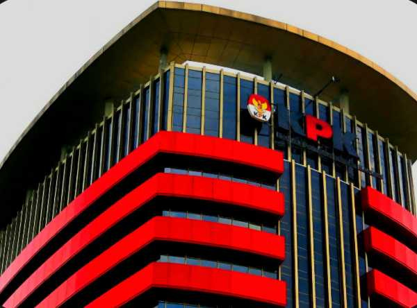 Dirjen Bea Cukai Djaka Terseret Korupsi Rp.61,3 Milyar, LSM LIRA Desak Presiden dan Menkeu Segera Pecat IMG-20260515-WA0007.jpg